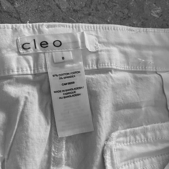 Cleo: Jeans Capri Style - Picture 5 of 7